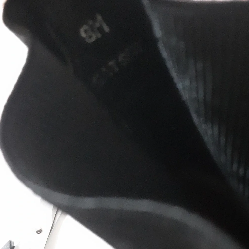 Nicole heels approx